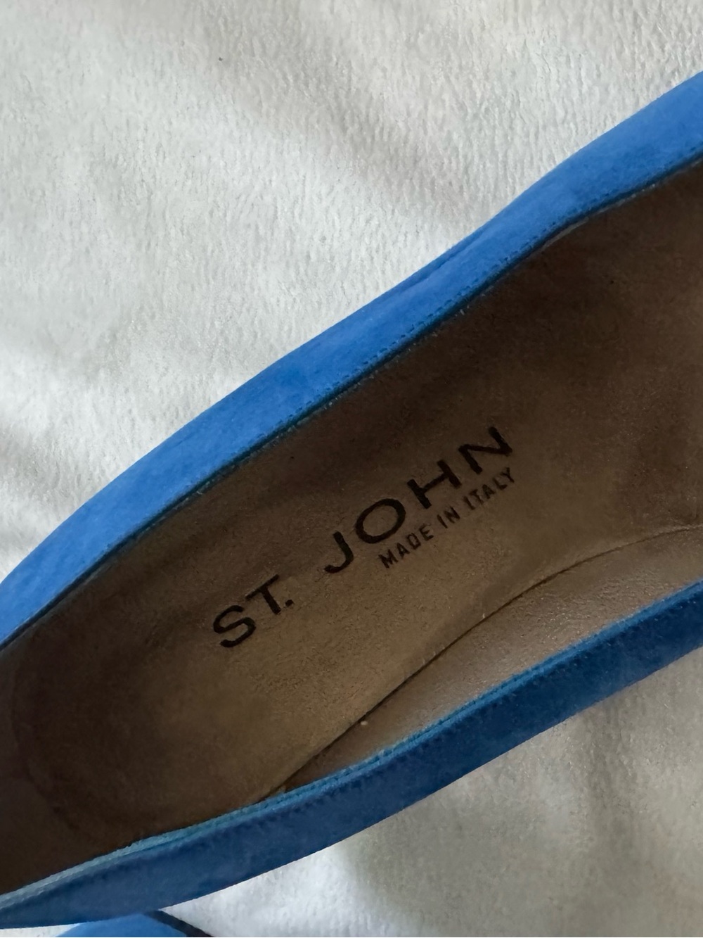 St. John suede heels - Picture 2 of 9